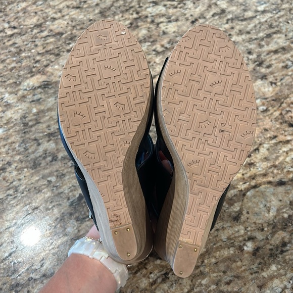 Black Leather Wedges Heels - Picture 6 of 6